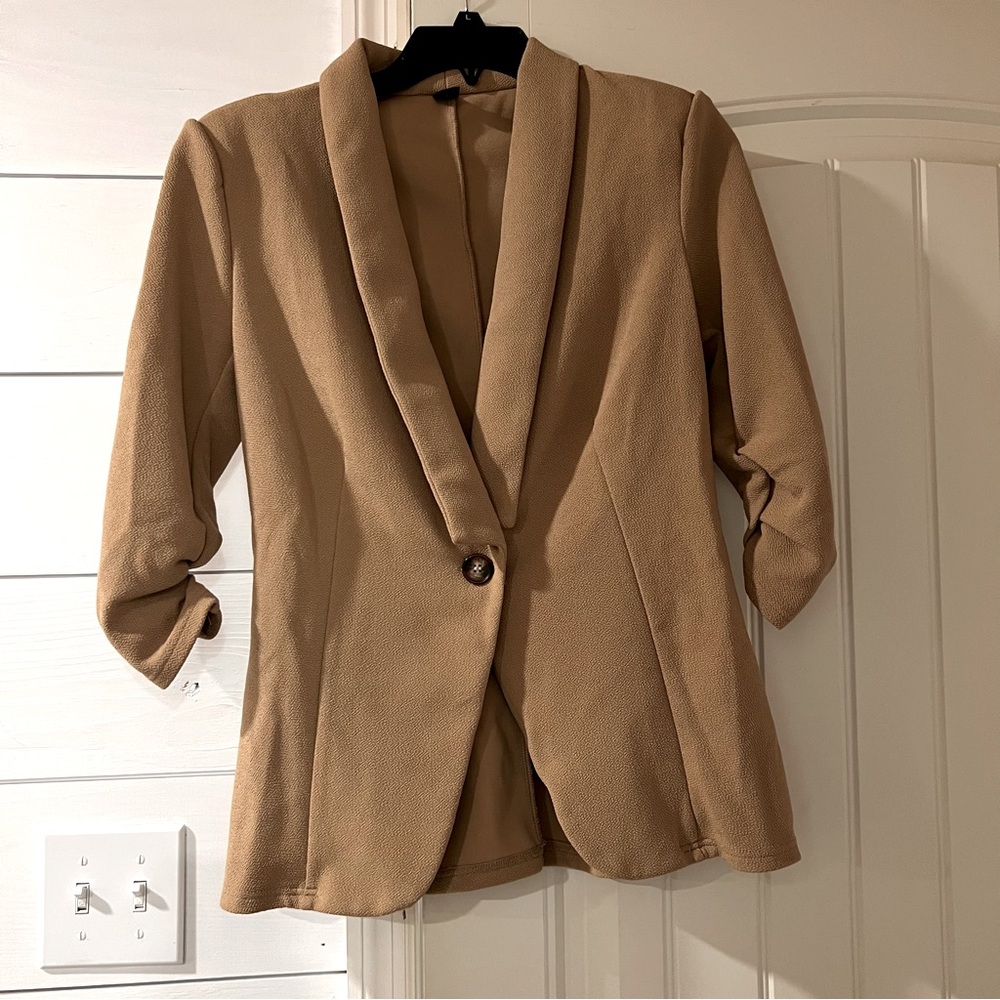 SHEIN Camel Blazer